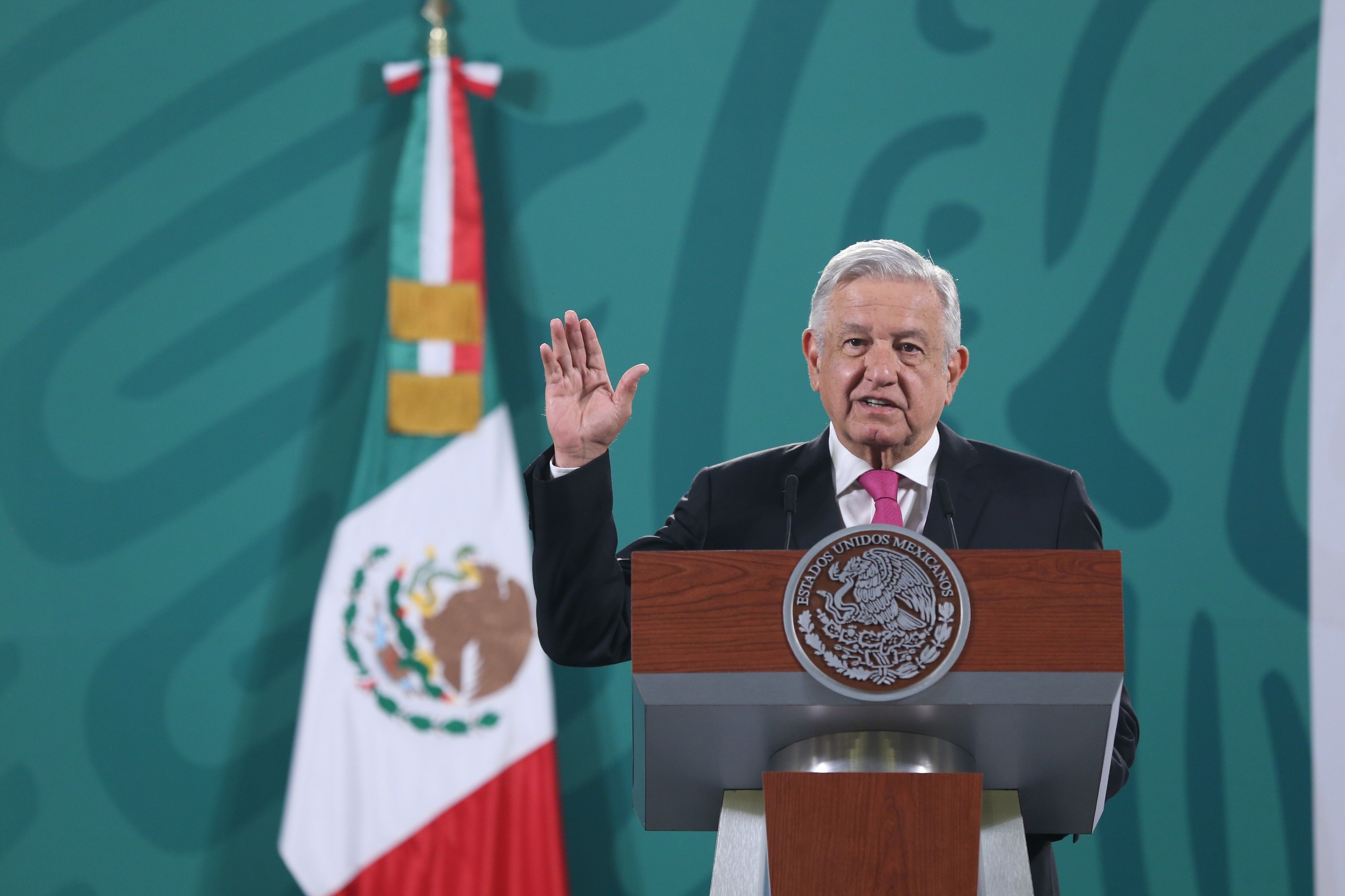 Gobierno federal evaluará apoyar a la UAQ para desarrollo de la vacuna contra el Covid