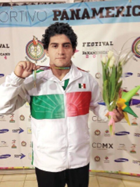 Dos bronces en la lucha panamericana