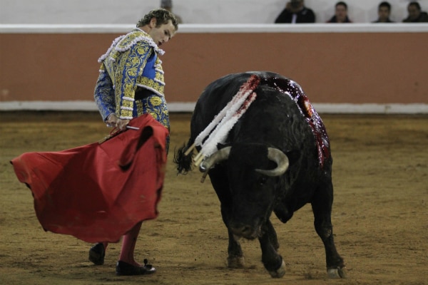"El Juli" y "El Payo" salen en hombros