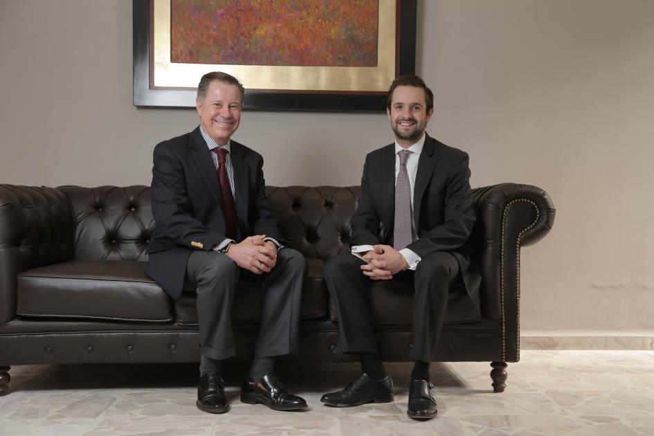 Mario Humberto Paulín Nardoni es el orgulloso padre de tres jóvenes, quienes gracias a la educación y apoyo que les ha brindado