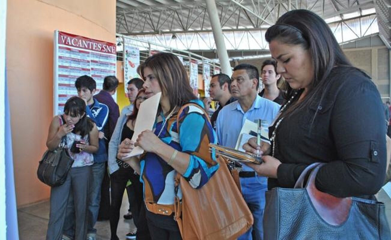 Desempleo baja en marzo, pero 56.9% trabaja en la informalidad: Inegi