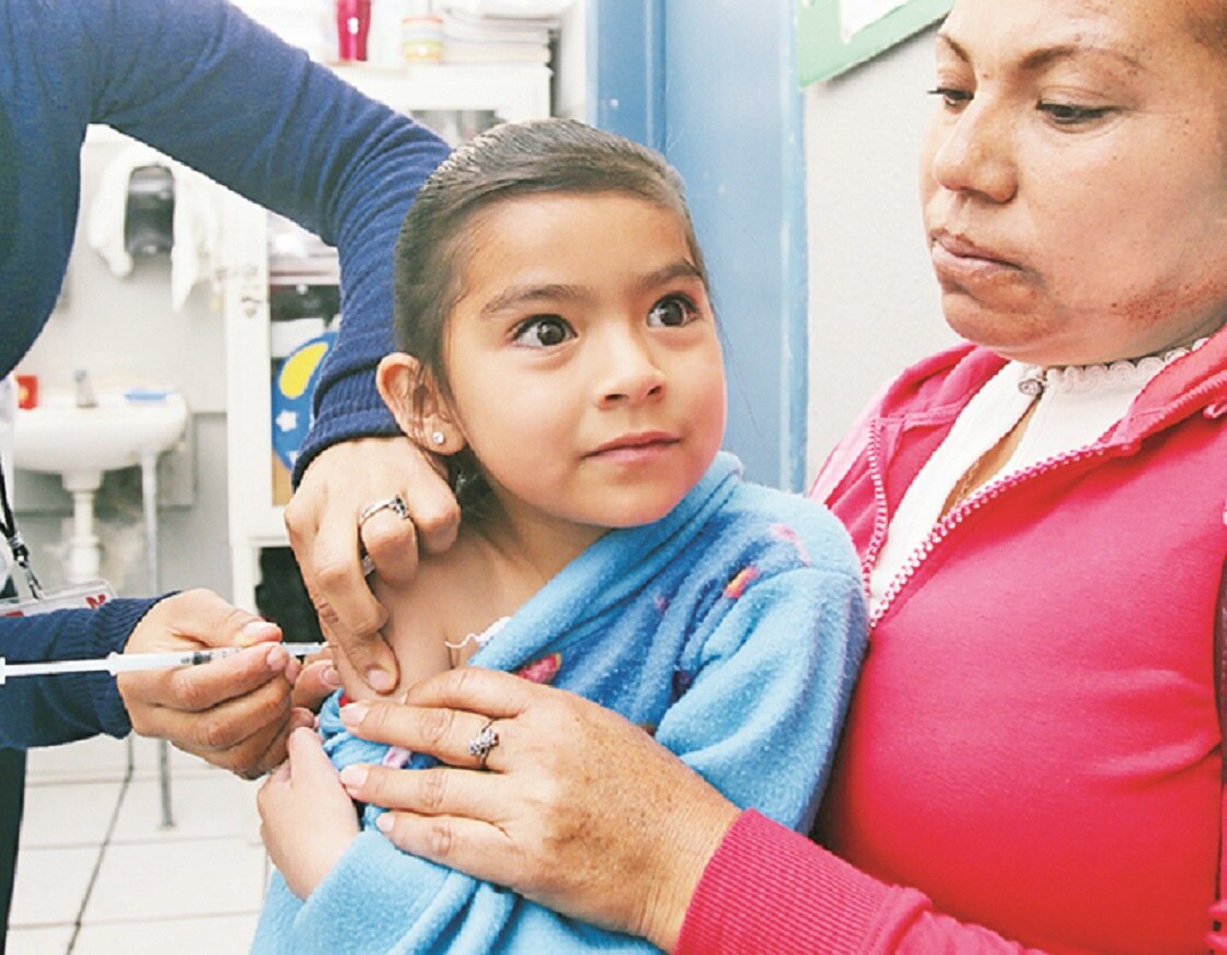 Ante temporada invernal y pandemia, llaman a vacunarse contra la influenza