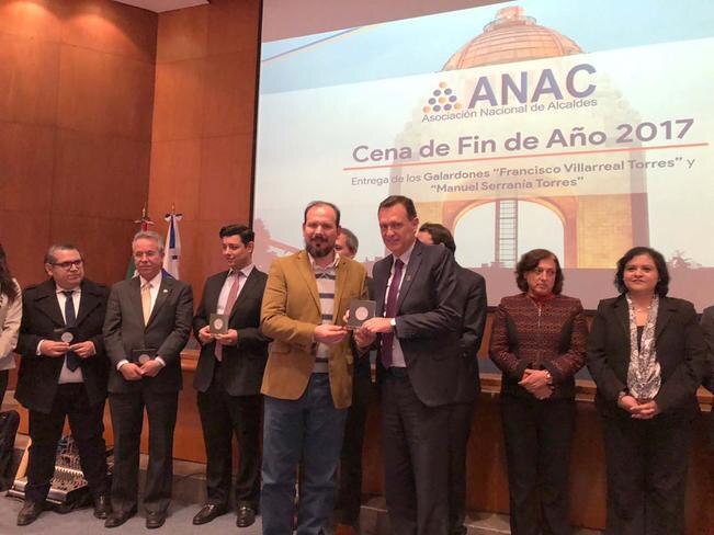 Durante la sexta edición de los Premios ANAC, Mauricio Kuri recibió tres galardones. Foto: ESPECIAL