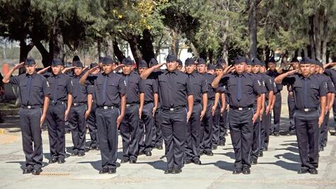 Llegan 24 elementos a la policía de investigación