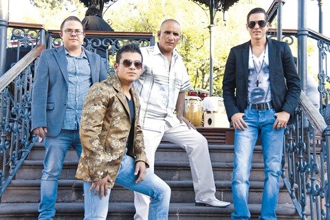 Al ritmo de la salsa en Jardín Zenea