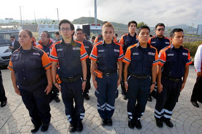 Aumenta PC su personal y recibe nueva ambulancia