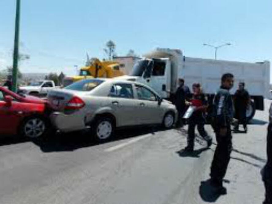 Culpan a conductores por accidentes