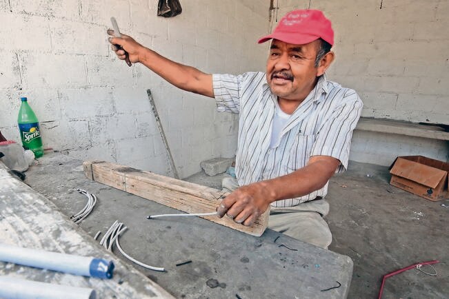 “Mi papá trabajaba en esto y yo lo aprendí nomás de ver”