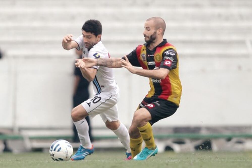 Los Gallos Blancos abren la Copa MX