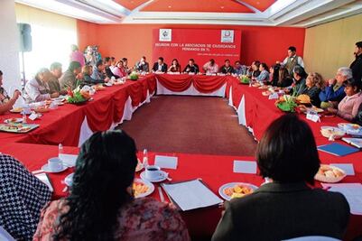 Reclaman colonos de SJR obras