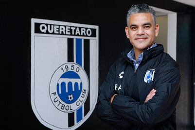 "Pity" Altamirano es el nuevo entrenador de Gallos Blancos 
