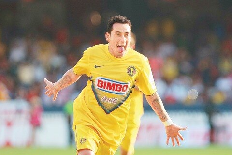 Las  águilas no se fían de Chivas