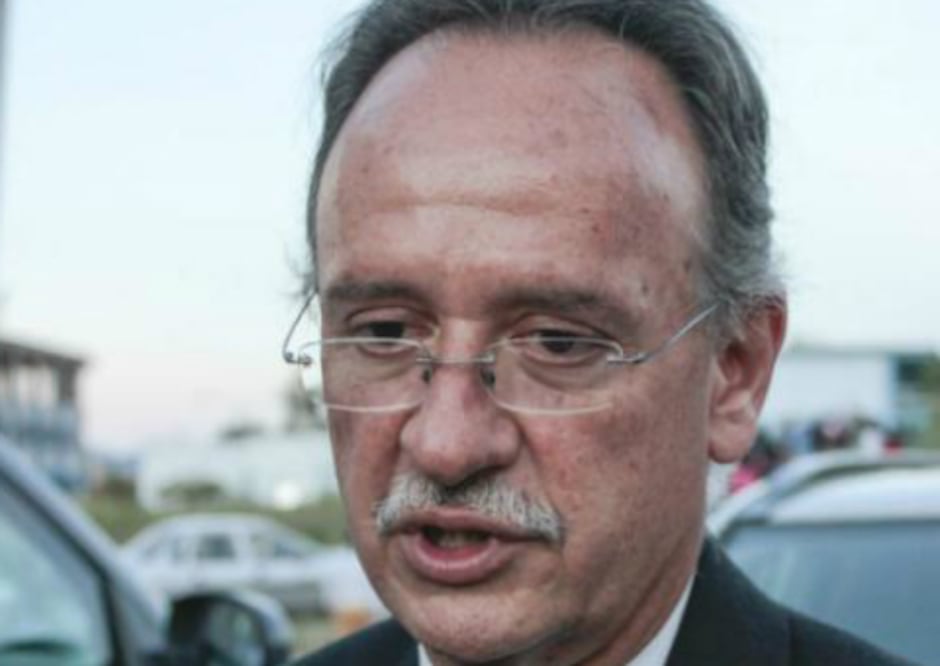 Presbítero tiene dos averiguaciones 