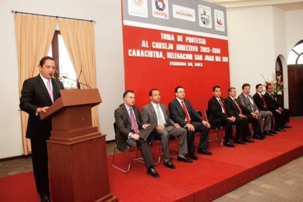  Llega Esaud Magallanes a Canacintra de SJR