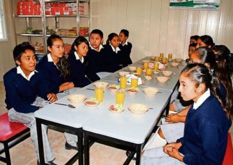 SMDIF Corregidora entrega utensilios