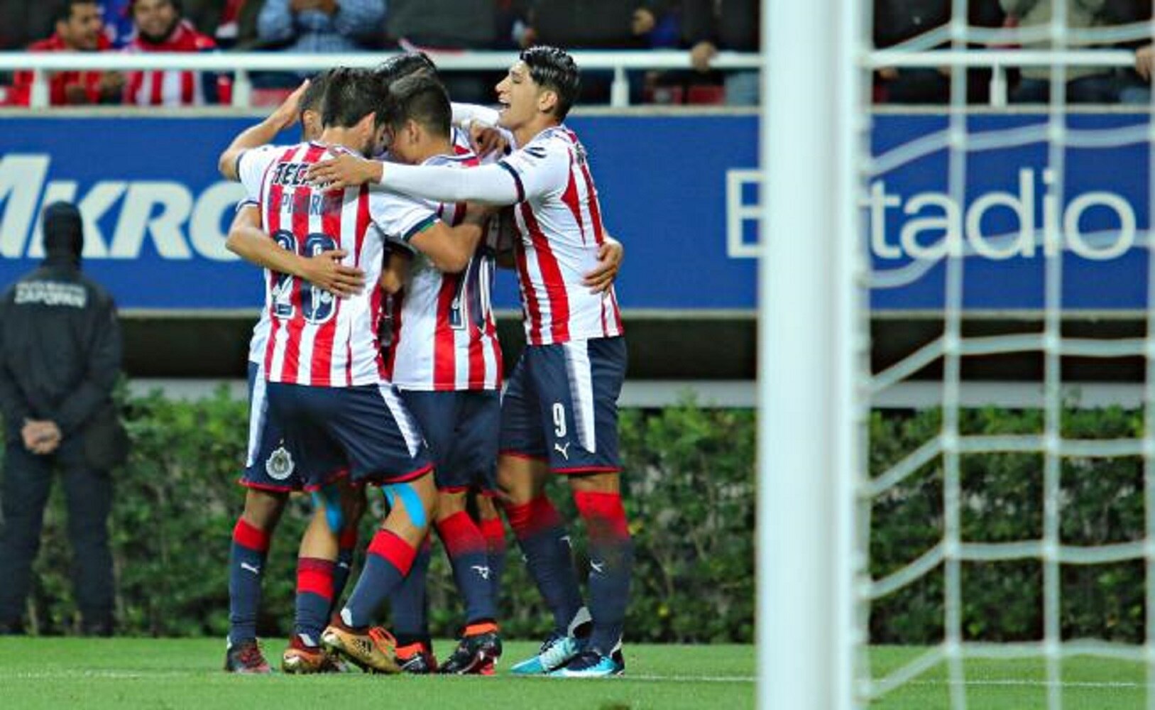 Chivas favorito en las apuestas para el Clásico
