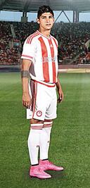 Pulido al fin debuta con Olympiacos