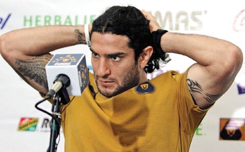 Bravo pide perdón a aficionados