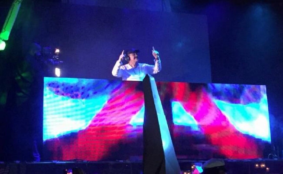 Pedro Sola debuta y prende como DJ