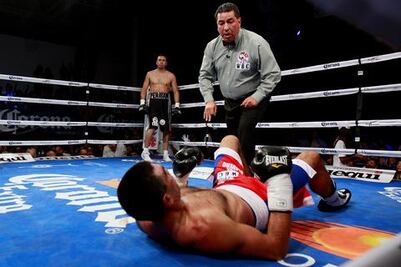 Peribán tiene mira puesta en Chávez Jr.