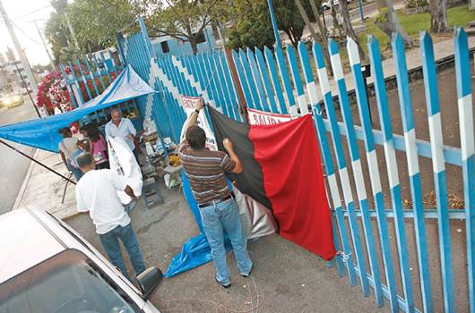 STEUAQ acepta 4% de aumento