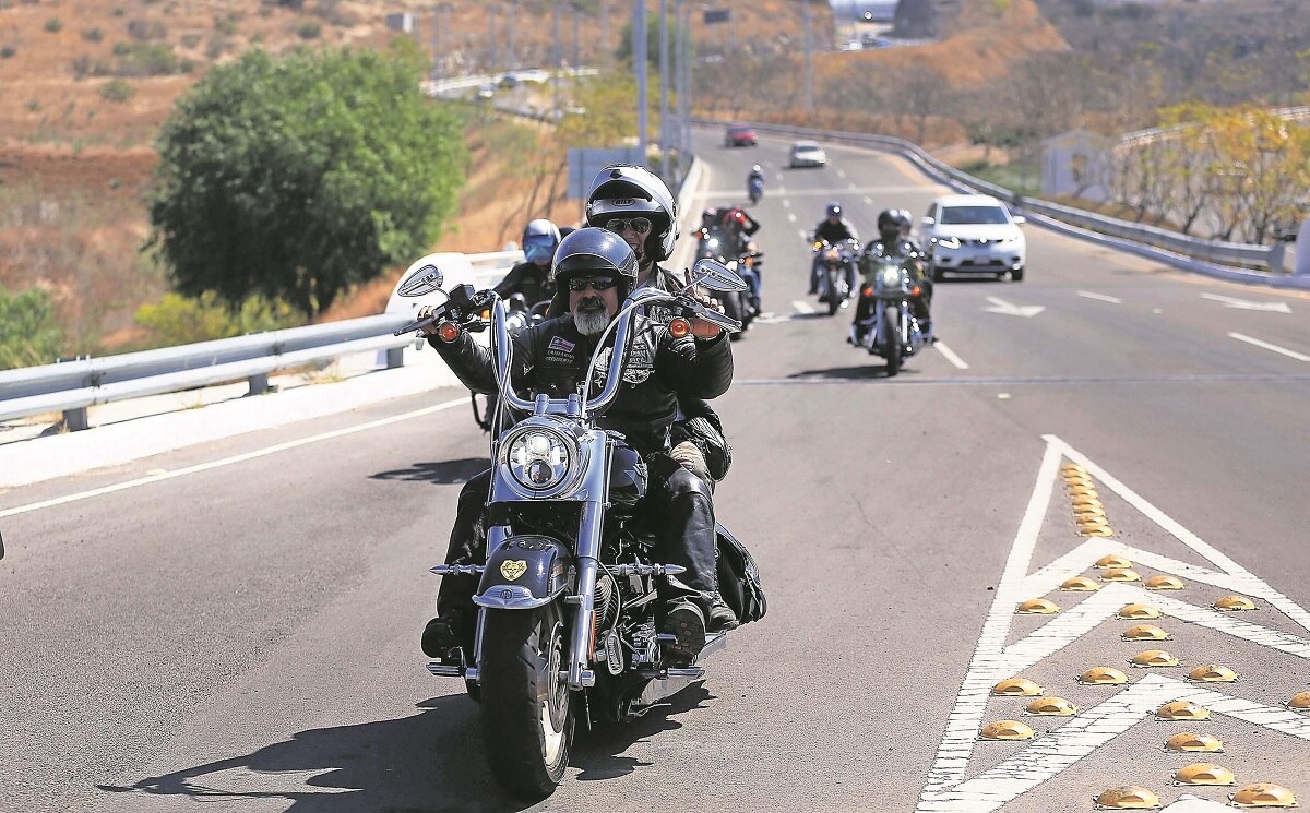 Fray Junípero Serra, vialidad peligrosa para motociclistas