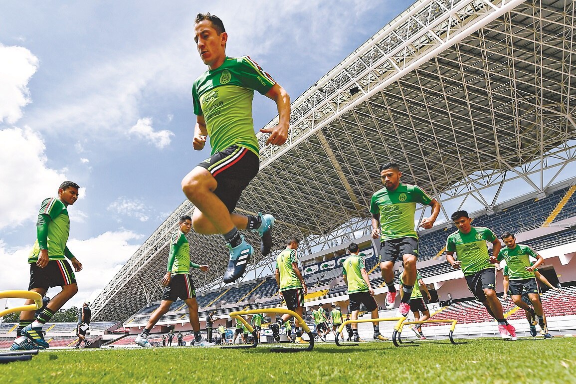 Un choque por la cima de Concacaf