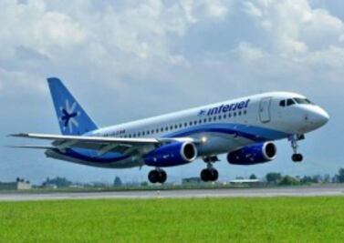Inicia operaciones el Superjet 100 de Interjet