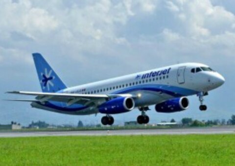 Inicia operaciones el Superjet 100 de Interjet