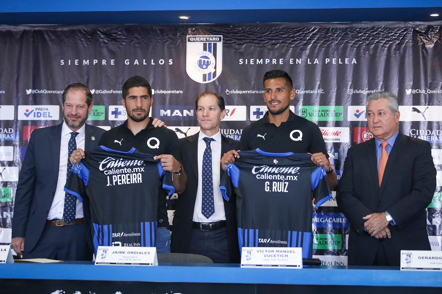 Refuerzos e incógnitas en Gallos