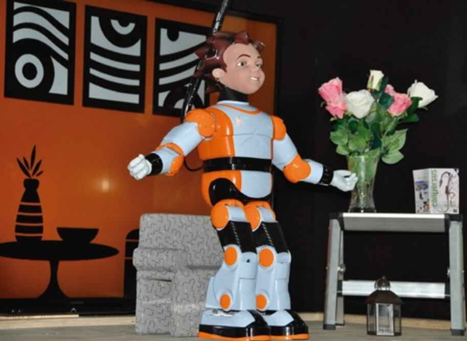 Usa IPN robot  para educar 