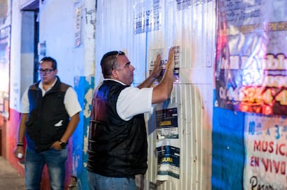 Clausuran 2 negocios por venta ilícita de alcohol