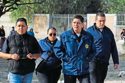 Estables, los ocho policías heridos 