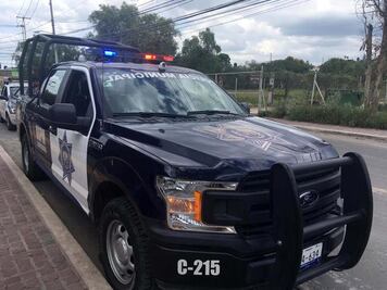 Reportero denuncia atentado a la libertad de expresión