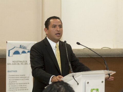 Pide trabajar en proyecto de Pineda