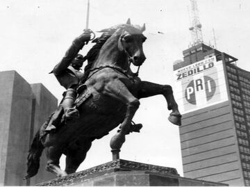 Presidenciables esconden logos de los partidos