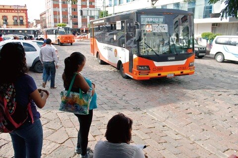Planean campaña de Red Q para contratar choferes