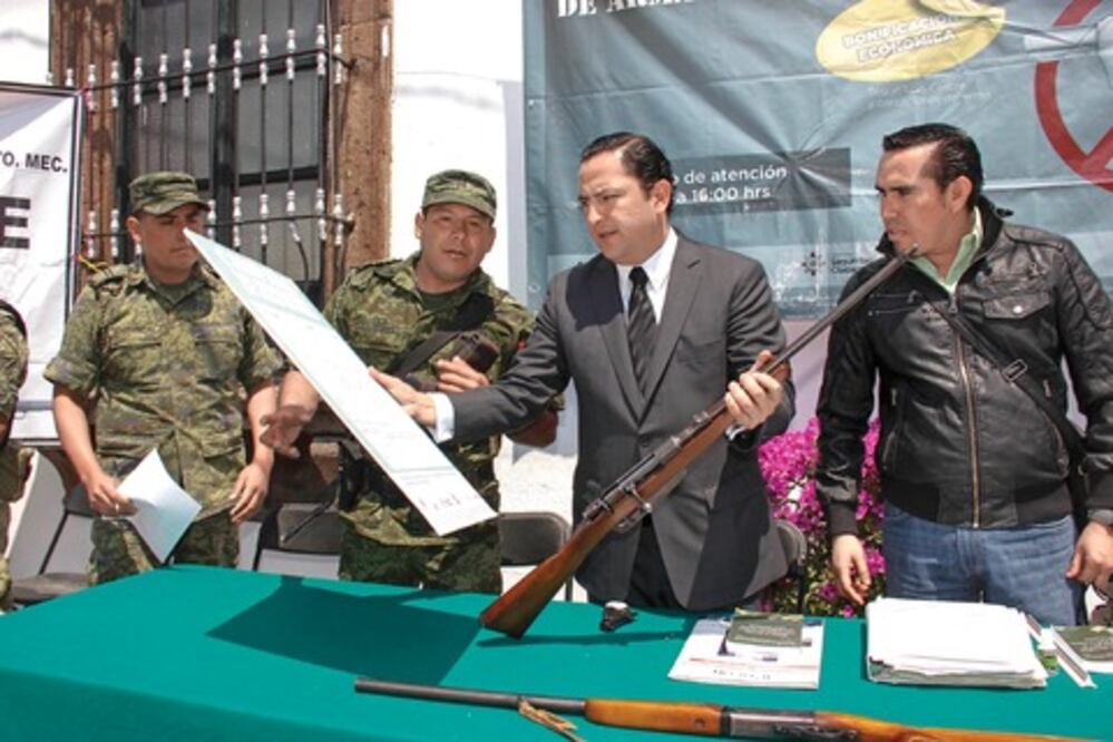 Invitan a donar armas en SJR