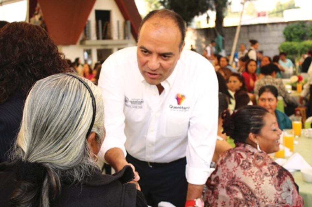 Festejan a madres trabajadoras del municipio
