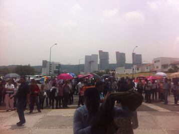 Profesores organizan comisión para diálogo con diputados