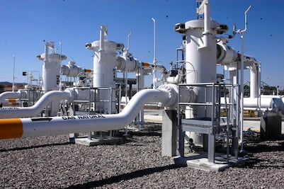 Pemex y gobierno se unen contra robo de combustible