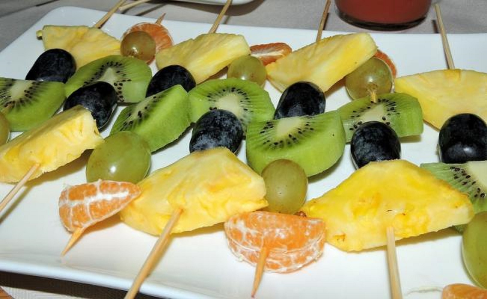 Banderillas de fruta con yogurt