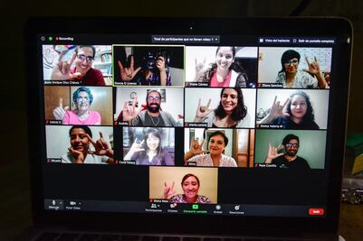 Aprendiendo 'online' la lengua de señas