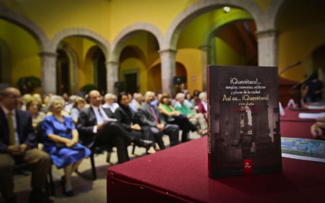 Presentan libro histórico de Querétaro