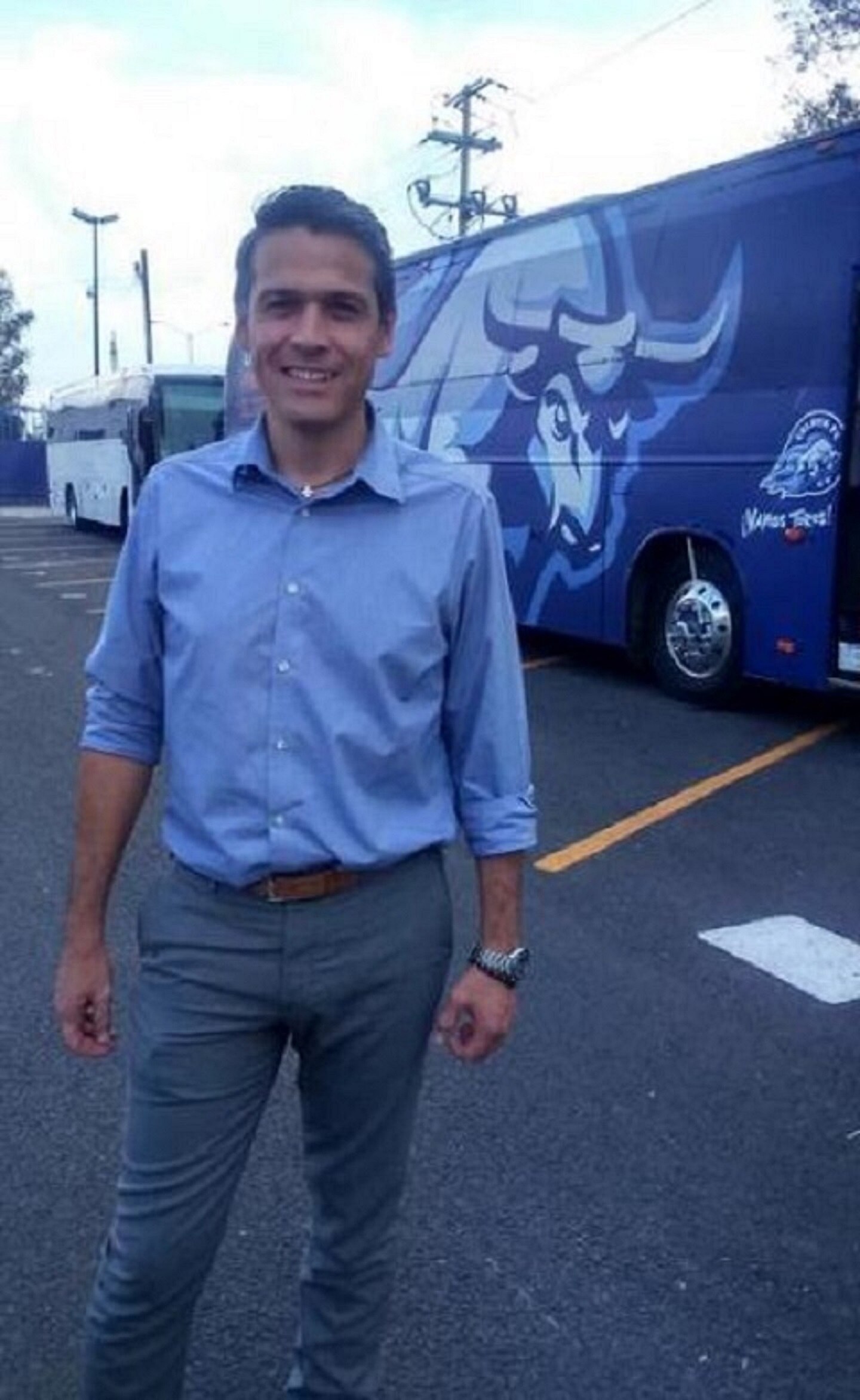 Gregorio de la Torre, director del Celaya, presumió la casa club. (CHRISTIAN MENDOZA. EL UNIVERSAL)