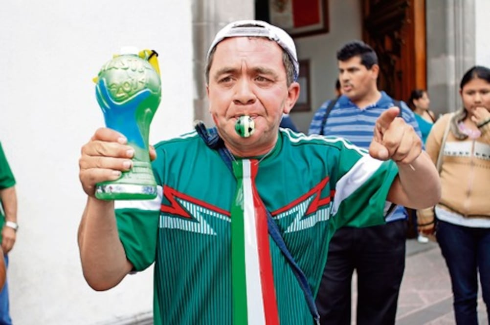 Lluvia inhibe al comercio ambulante