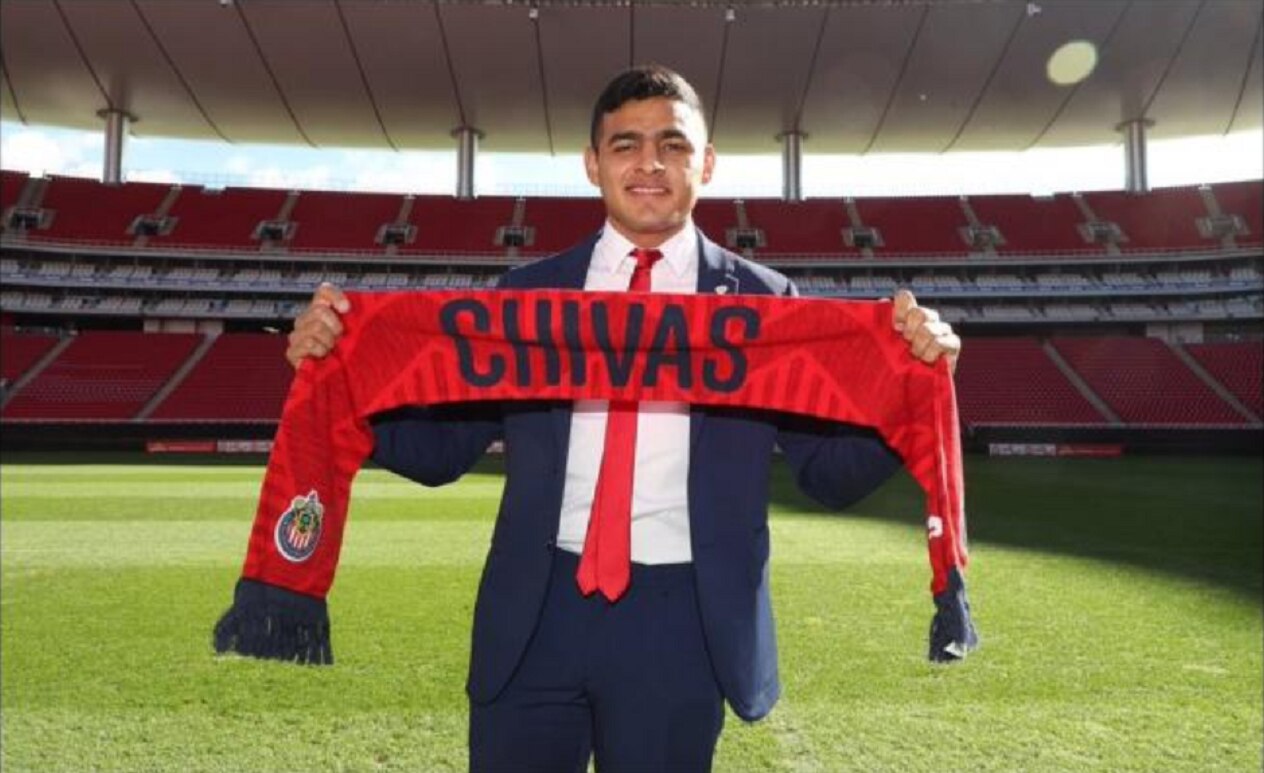 Alexis Vega llega a Chivas