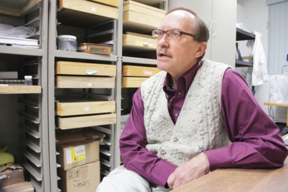 Buscan que estudiantes aprecien especies de arácnidos y reptiles