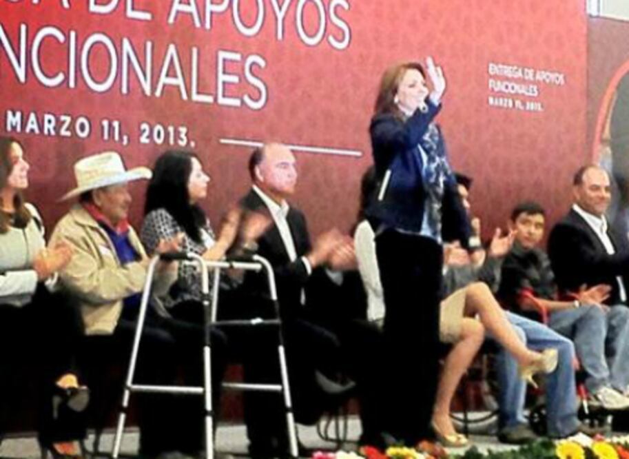 Entregan 317 apoyos funcionales