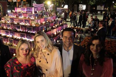 Dedican ofrenda monumental a poetas queretanos